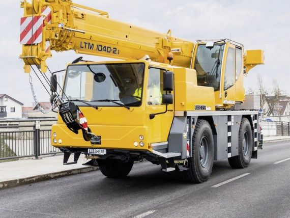 LIEBHERR LTM 1040