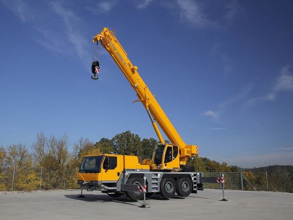 LIEBHERR LTM 1050 autojeřáb