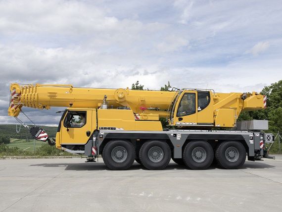 LIEBHERR LTM 1070 autojeřáb